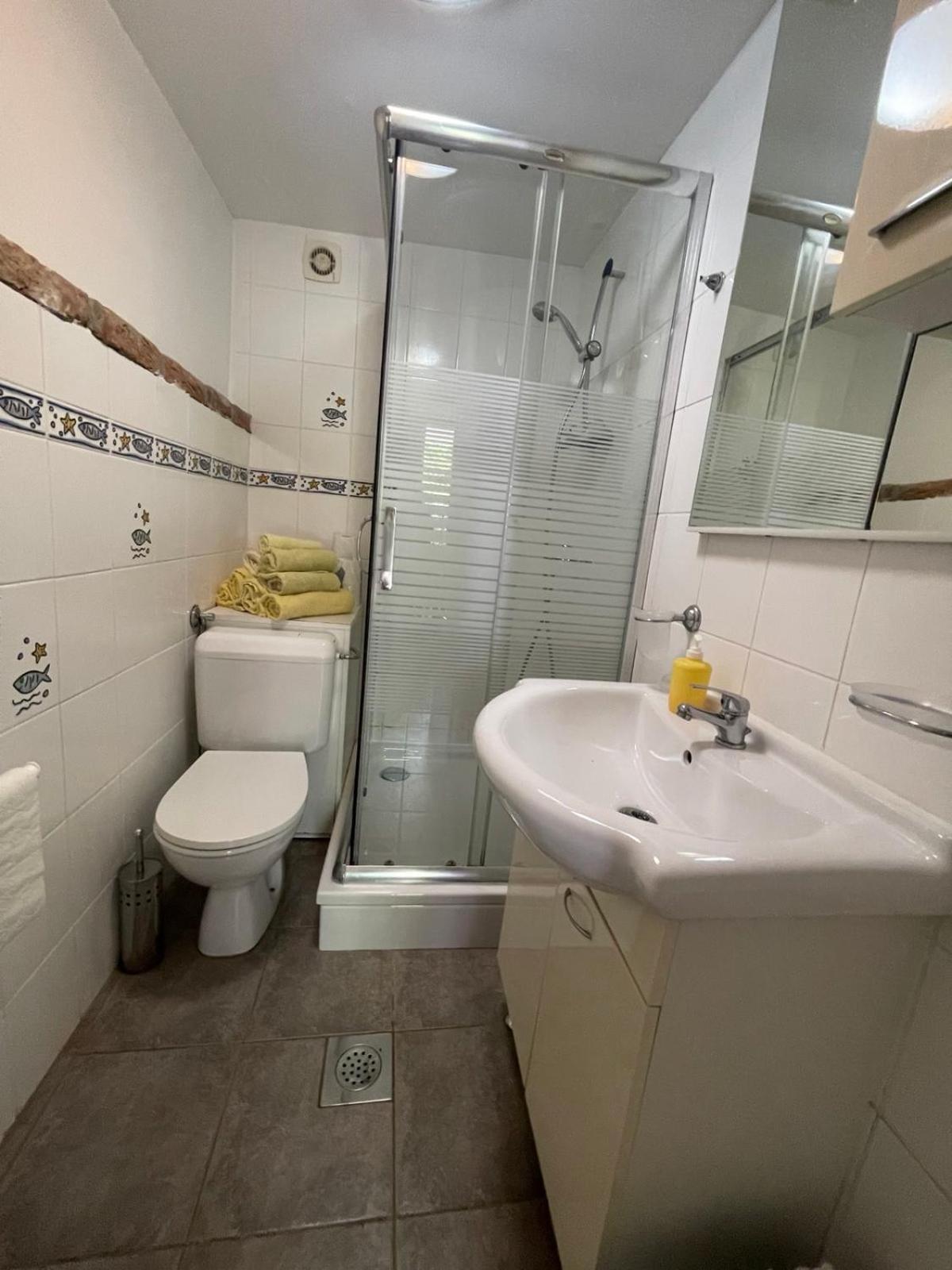 Apartment Kalikut Beli Δωμάτιο φωτογραφία